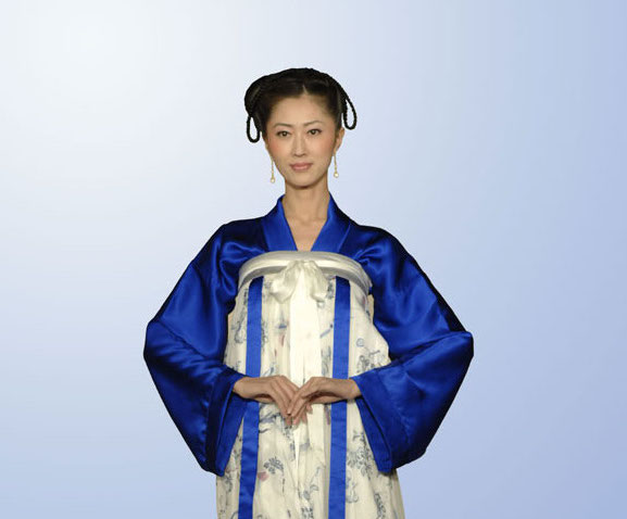 One of the most popular Tang-style dresses –“Qi Xiong Ru Qun (齊胸襦裙)”, in which the short shirt jacket is tucked inside the skirt, and the skirt is tied very high up on the chest and under the armpits. (Designed by Zhaoqing Wang, NTD Global Han Couture Design Competition) (Edward Dai/The Epoch Times)