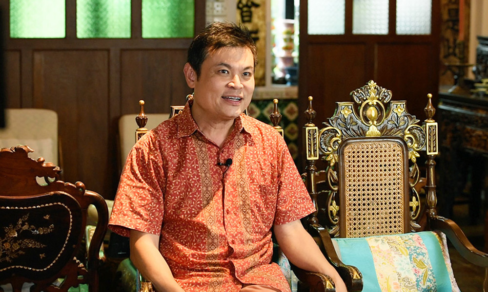 Alvin Yapp, owner of award-winning museum The Intan, shares his love for Peranakan culture.(Credit: Vibrant Dot)